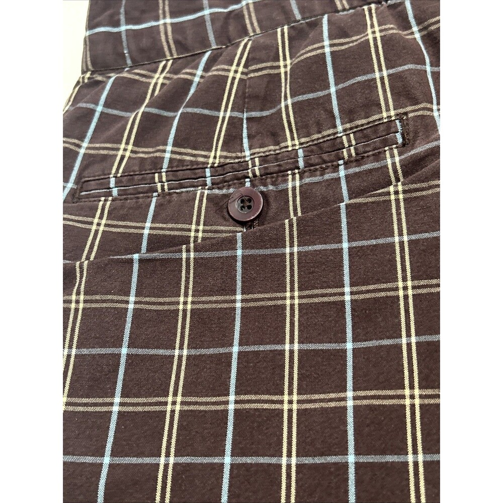 Original Penguin Men's Shorts Brown Plaid Size 30 - Picture 11 of 16